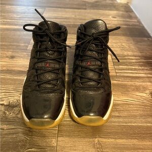 Black Jordan Shoes size 6